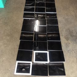 Lot of 33 Apple iPads 1st,2nd,3rd Generation- Good Condition Some 16GB, Some 32GB 