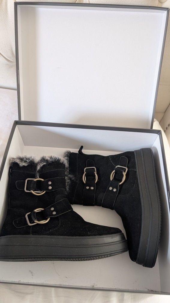 Women's J Slides Winter Suede Black Fur Platform Boots Size 7