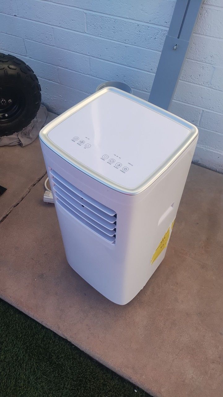 5500 BTU Window Air Conditioner Humidifier And Fan