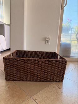 Woven Dark Brown Seagrass Storage Basket