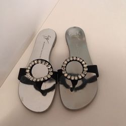 GIUSEPPE ZANOTI  FLATS SANDALS  SIZE 37.5