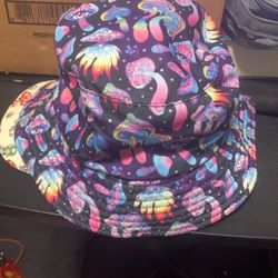 Bucket Hat Mushrooms Like New 