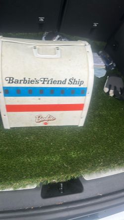 Barbie/1970 friendship, airplane carrying case