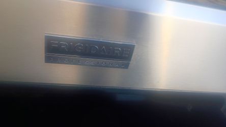 Frigidaire stove