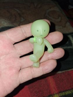 Authentic Smiski Running Late - 2022 Dreams Stamp Glow In The Dark Figure.