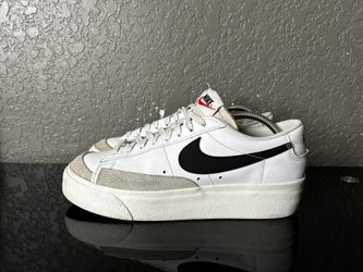 Nike  Blazer women’s size 10 Low Platform Sneakers White/Black DJ0292-101