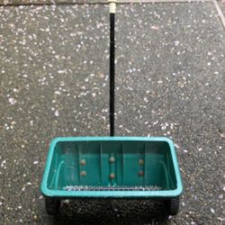 Spreader for your lawn