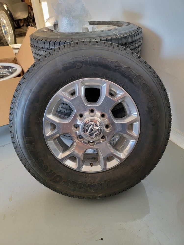 Dodge RAM 2500 Wheels And Tires.