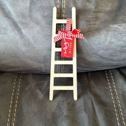 Hello Love White Red Valentines Mini Ladder Decoration