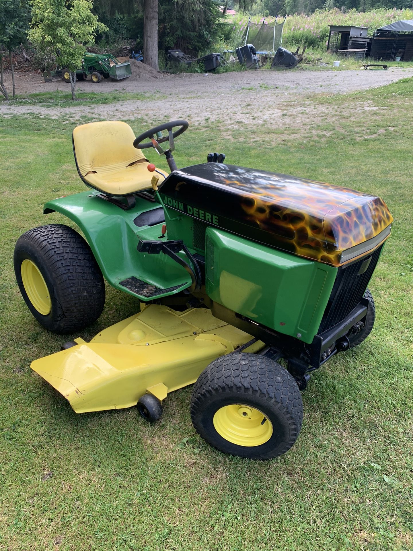 John Deere 400 garden tractor