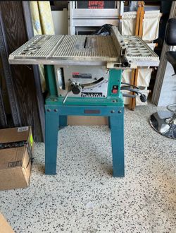 Makita Table saw Model 2708