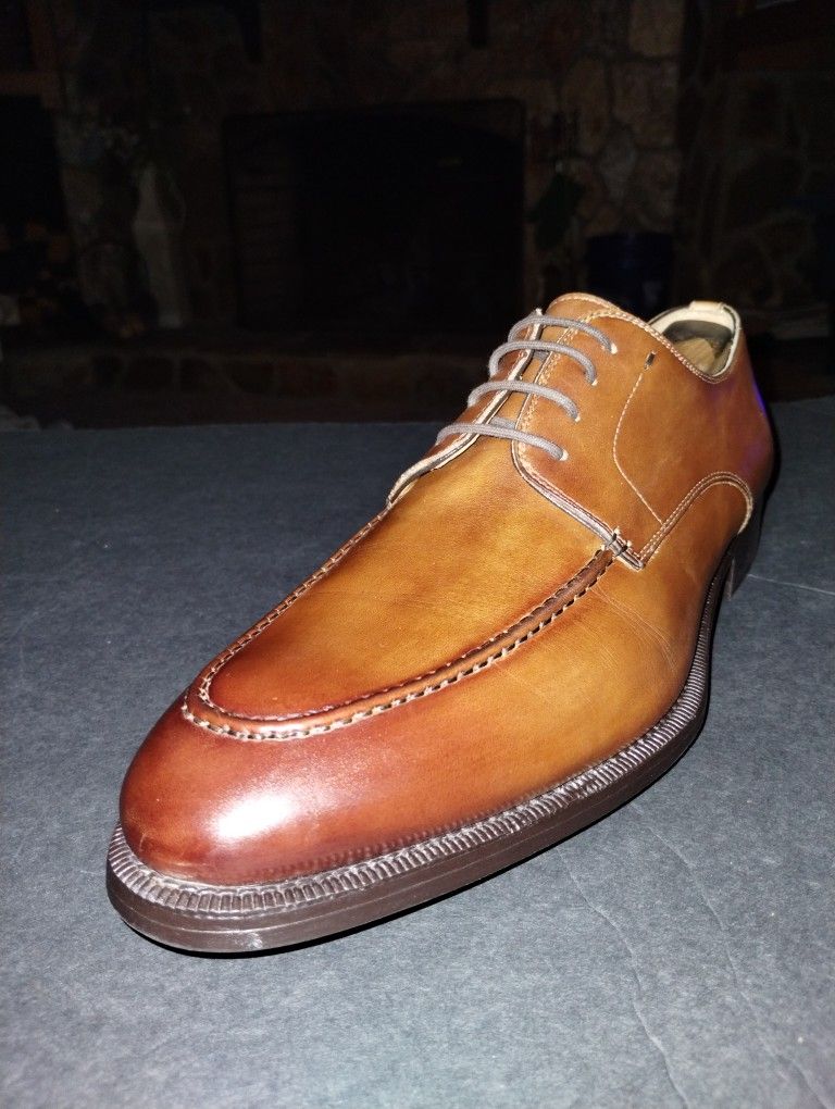 (Size 9) Men's, Like New, Magnanni Alva in Tabaco, genuine leather, made in Spain.