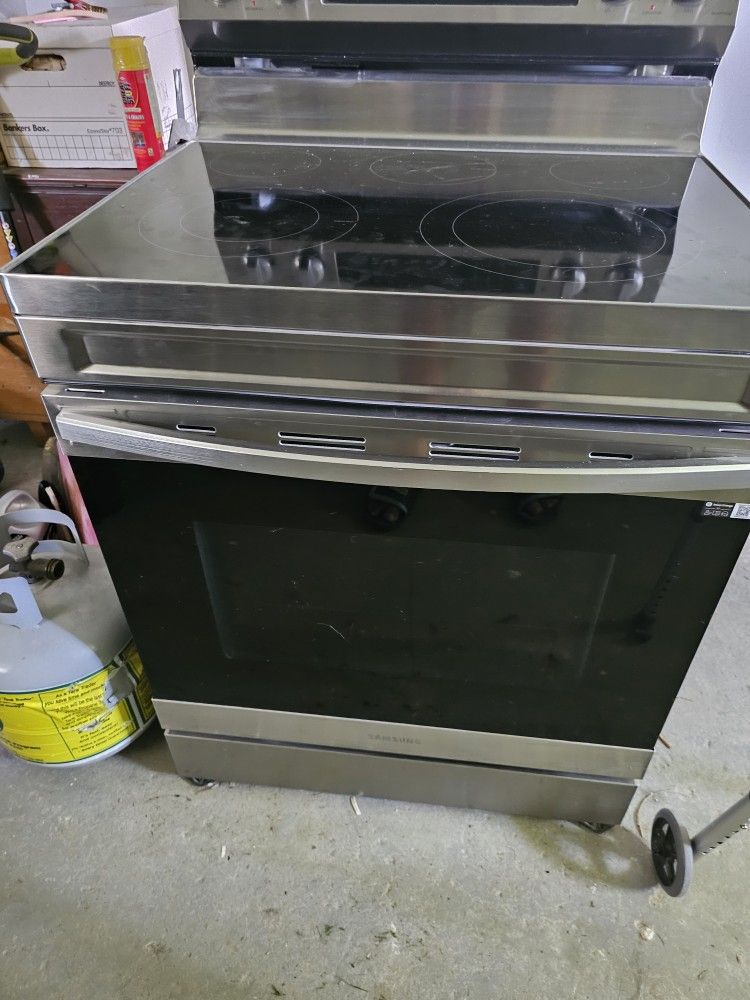Electric Oven