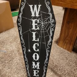 Halloween Welcome Standup Sign