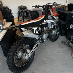 2017 KTM 250