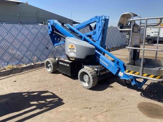 Boom Lift 33’ Articulating Electric