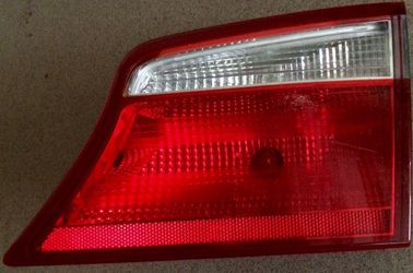 2014 Hyundai Santa Fe passenger side rear tail light