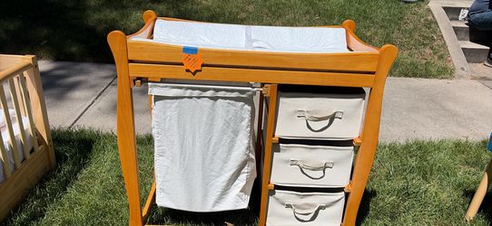 Changing table