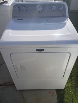 Electric dryer Maytag in good condition