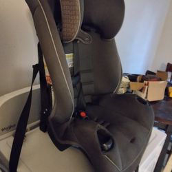 Nice And Clean Has All The Belts Child Car Seat