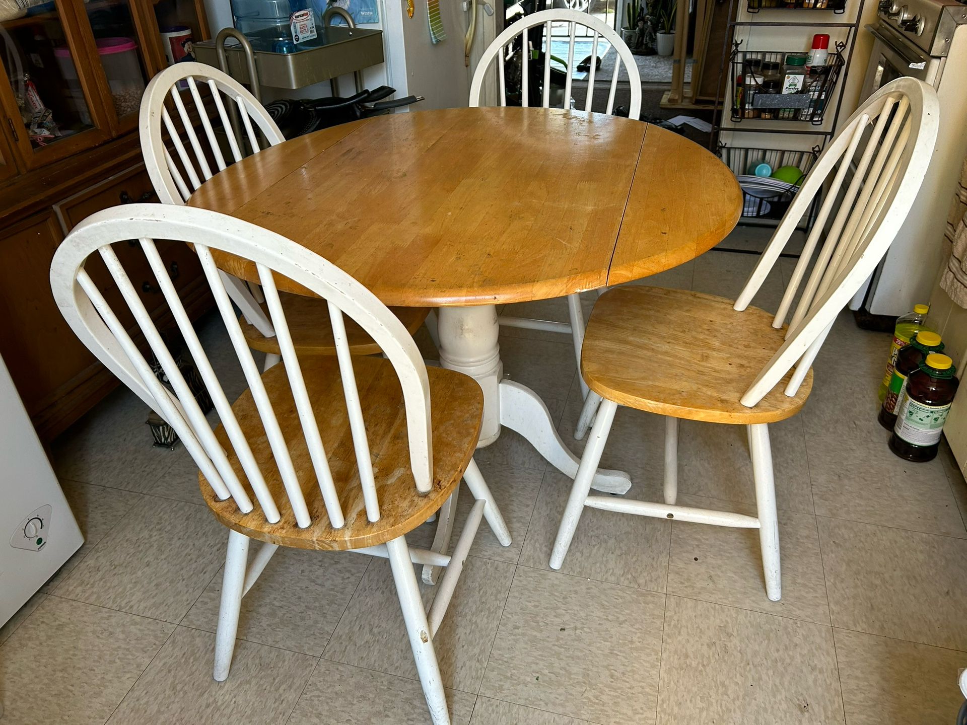 Kitchen Table & Chair 