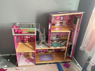 Dollhouse 