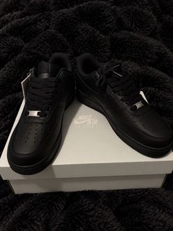 New Nike Air Force 1 Size 8.5 Men