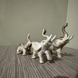 Vintage Miniature Elephant Family - Trio of Collectible Toy Figurines