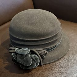 Vintage C&A Wool Cloche Hat Dark Olive Green 20s 30s 40s Flapper