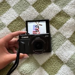 Canon PowerShot G7X Mark II Camera