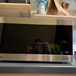 LG microwave 1000 Watts