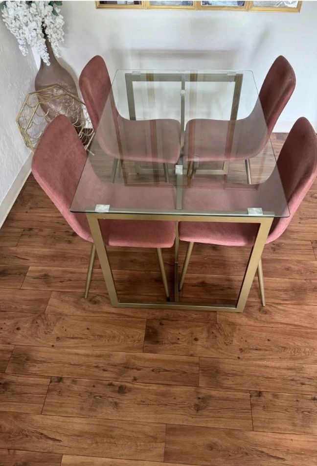 House Hold Furniture