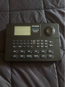 Alesis SR-16 Drum Machine