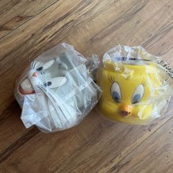 Looney Tunes/ Bugs Bunny/ Tweety Cups “Sealed”