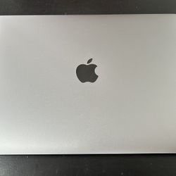 MacBook Pro 💻 Touchbar - i5 - 16gb Ram - 256gb SSD 