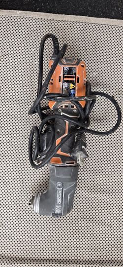 Ridgid 4 Amp Corded Oscillating Multi-Tool R28700