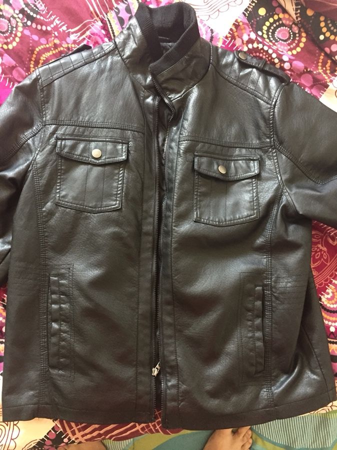 Men’s Leather Jacket- Large Size