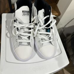 Men's Comfort Sneaker Size 11