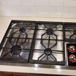 Wolf 36-inch Gas Cooktop