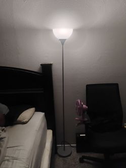 Lamp with remote