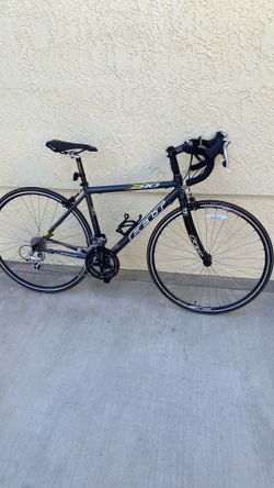 Bicycle Felt F 80  3 x 9 road bike