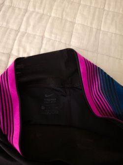 Nike xs