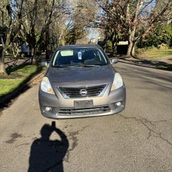 2012 Nissan Versa 