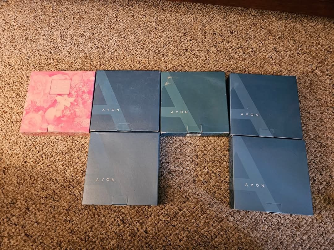 Avon 2004, 2005, 2006 And 2007 Mother's Day Collectible Plates