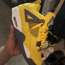 jordan 4