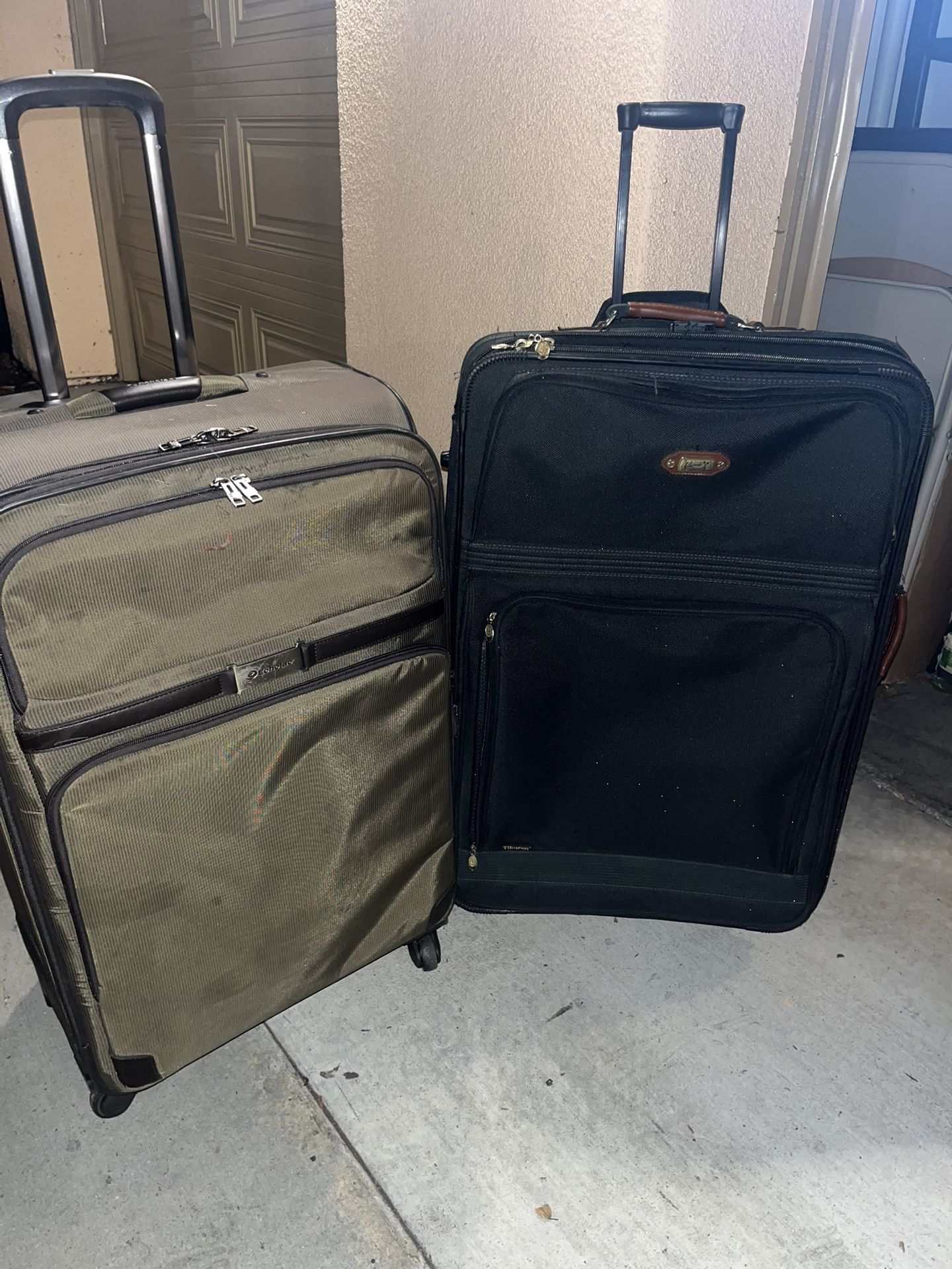 Suitcases 30 Per