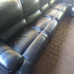 SECTIONAL GENUINE LEATHER RECLINER ELECTRIC BLACK COLOR... DELIVERY SERVICE AVAILABLE 🚚⚡🚚