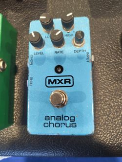 MXR Analog Chorus Guitar Effects Pedal