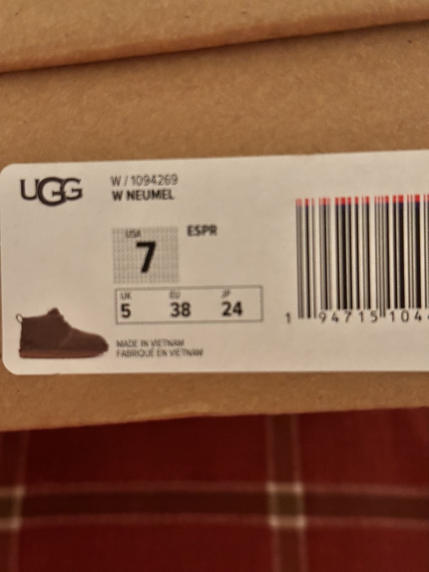 BRAND NEW UGGS IN THE BOX❤️ Size7