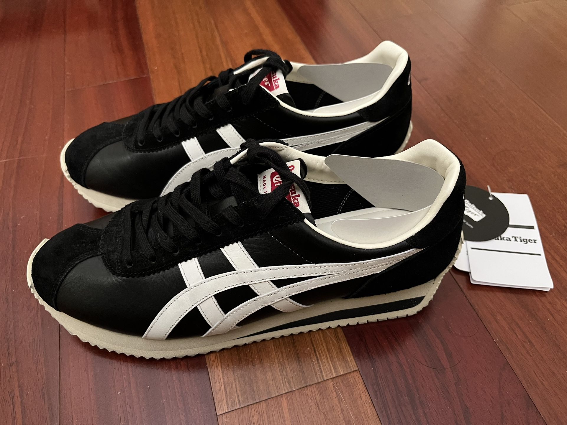 Onitsuka Tiger MOAL 77 Shoes